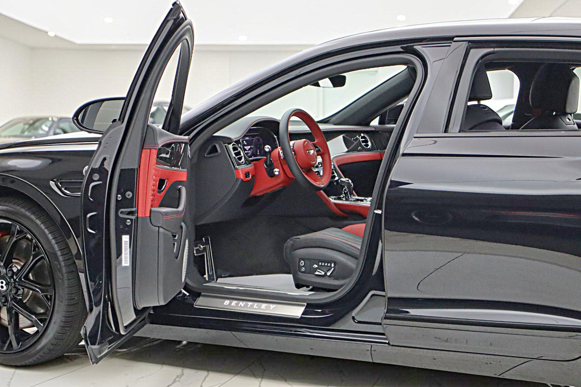 Certified 2023 Bentley Flying Spur S V8 AWD/4WD image 8