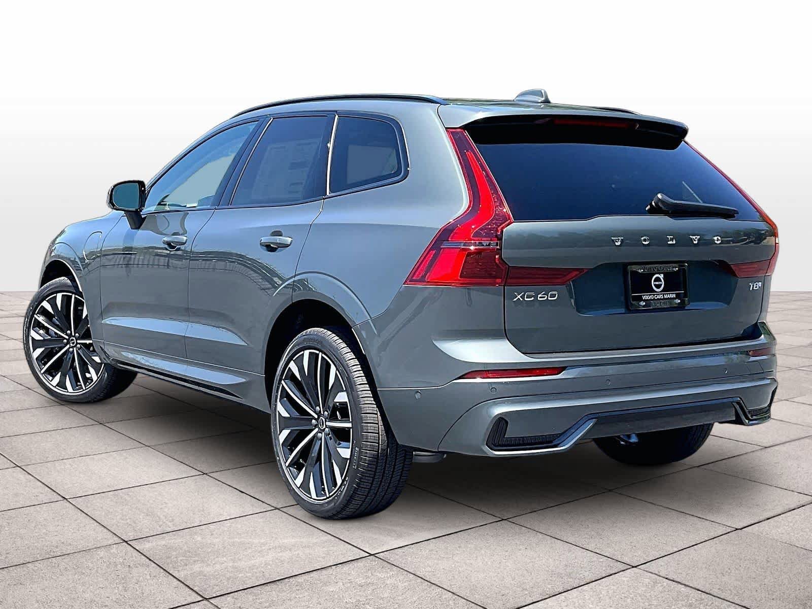 New 2026 Volvo XC60 T8 Ultra w/ Climate Package AWD/4WD image 3
