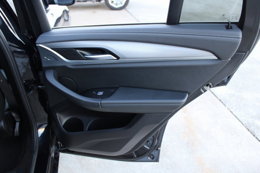 Used 2020 BMW X4 M40i w/ Driving Assistance Package image 25