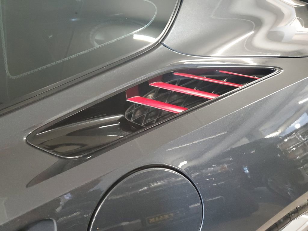 Used 2018 Chevrolet Corvette Stingray Coupe w/ 1LT image 8