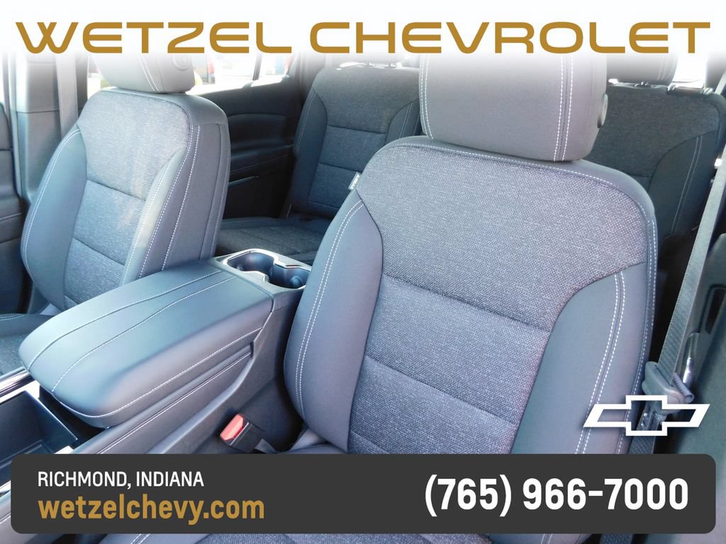 New 2027 Chevrolet Traverse LT FWD image 15