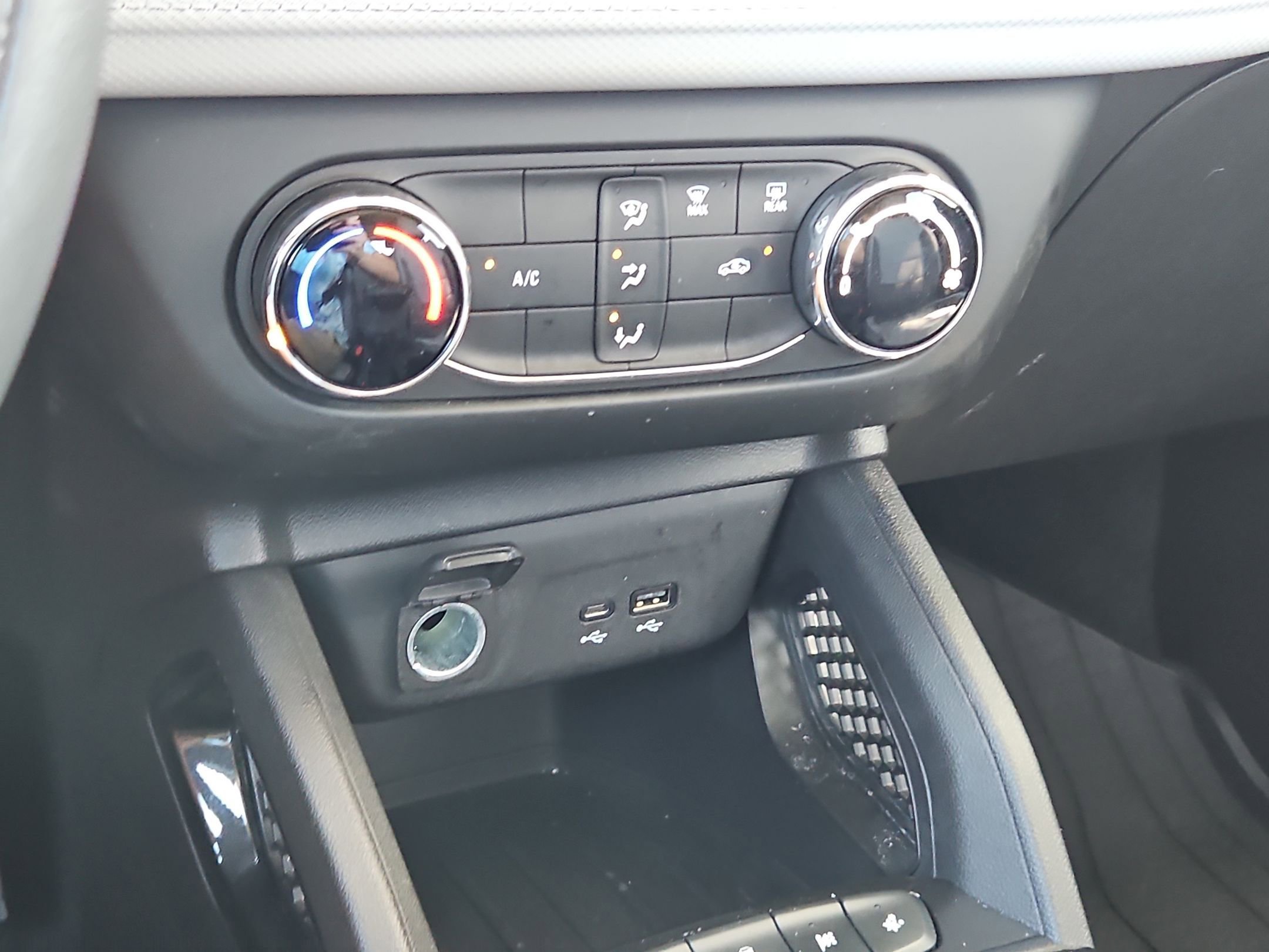 Certified 2025 Chevrolet TrailBlazer LS w/ LS Convenience Package image 19