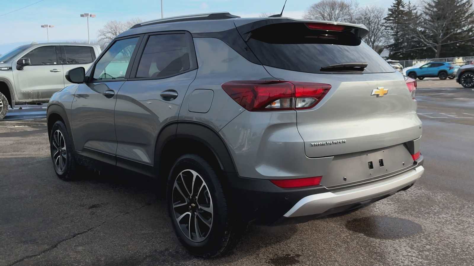 Certified 2024 Chevrolet TrailBlazer LT w/ Convenience Package image 4