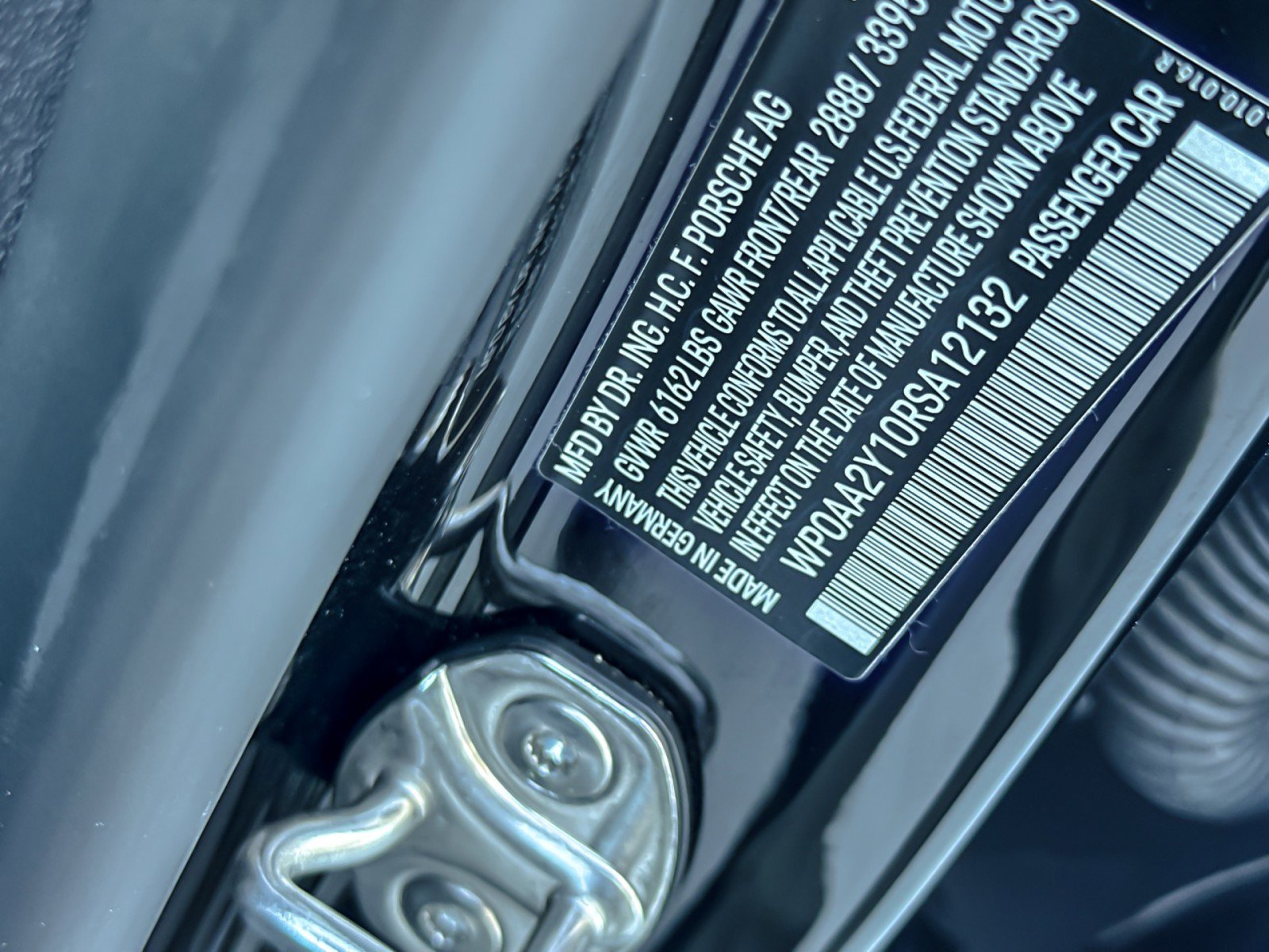 Used 2024 Porsche Taycan image 28