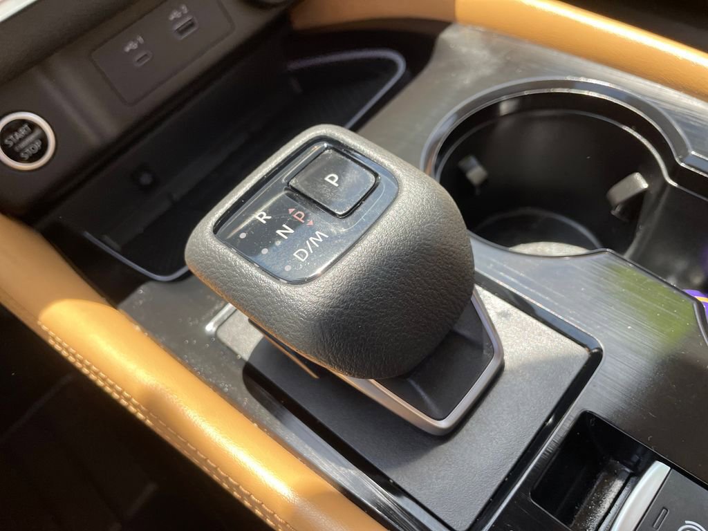 Used 2023 Nissan Rogue Platinum AWD/4WD image 27