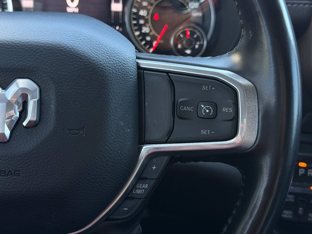 Used 2022 RAM 1500 Laramie AWD/4WD image 26