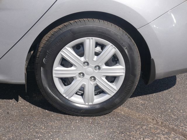 Used 2023 Kia Rio S image 41