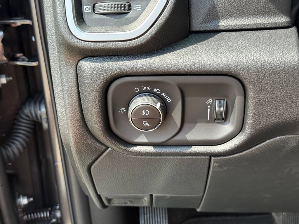 New 2027 RAM 2500 Big Horn AWD/4WD image 21