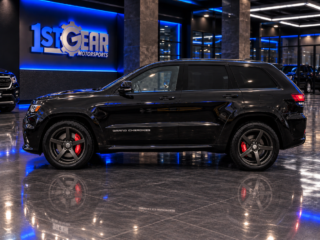 Used 2017 Jeep Grand Cherokee SRT AWD/4WD image 9