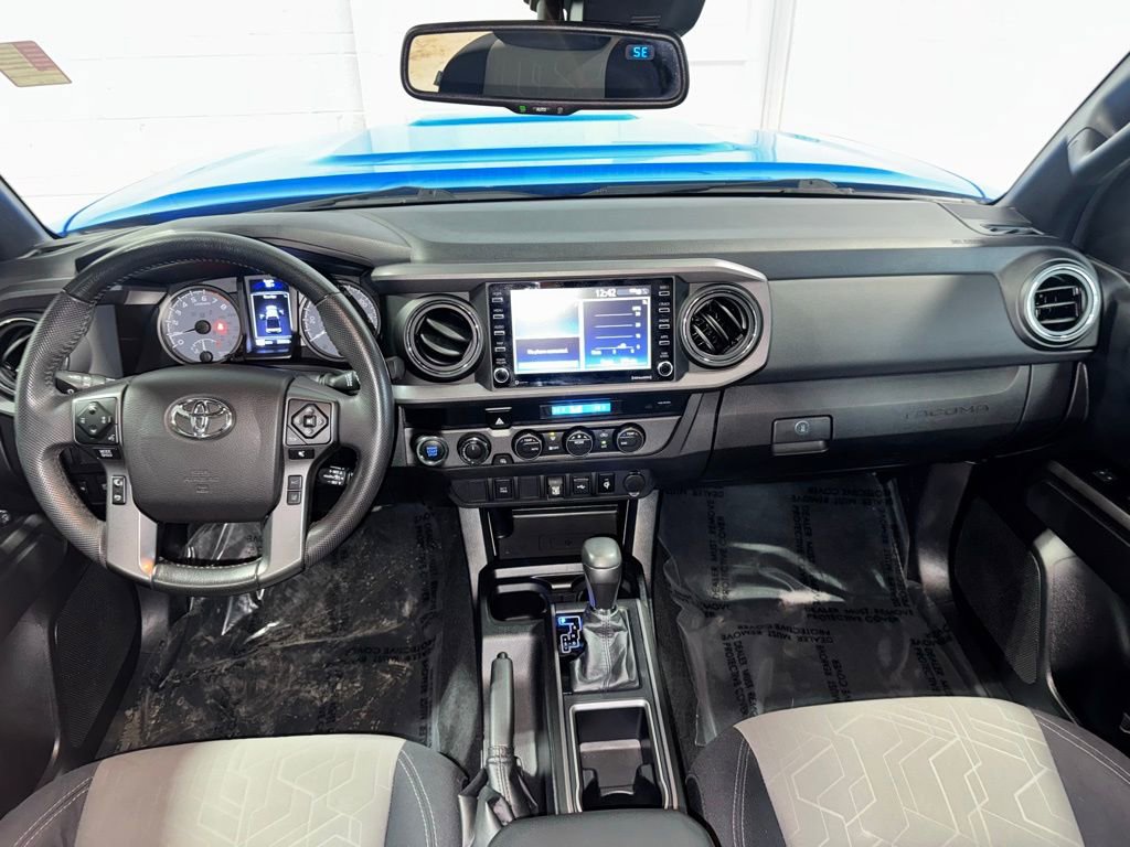 Used 2021 Toyota Tacoma TRD Sport image 18
