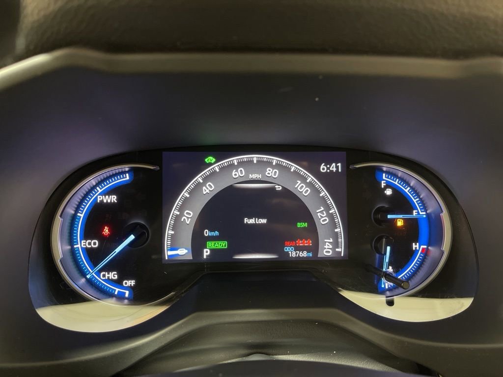 Used 2023 Toyota RAV4 XLE image 19