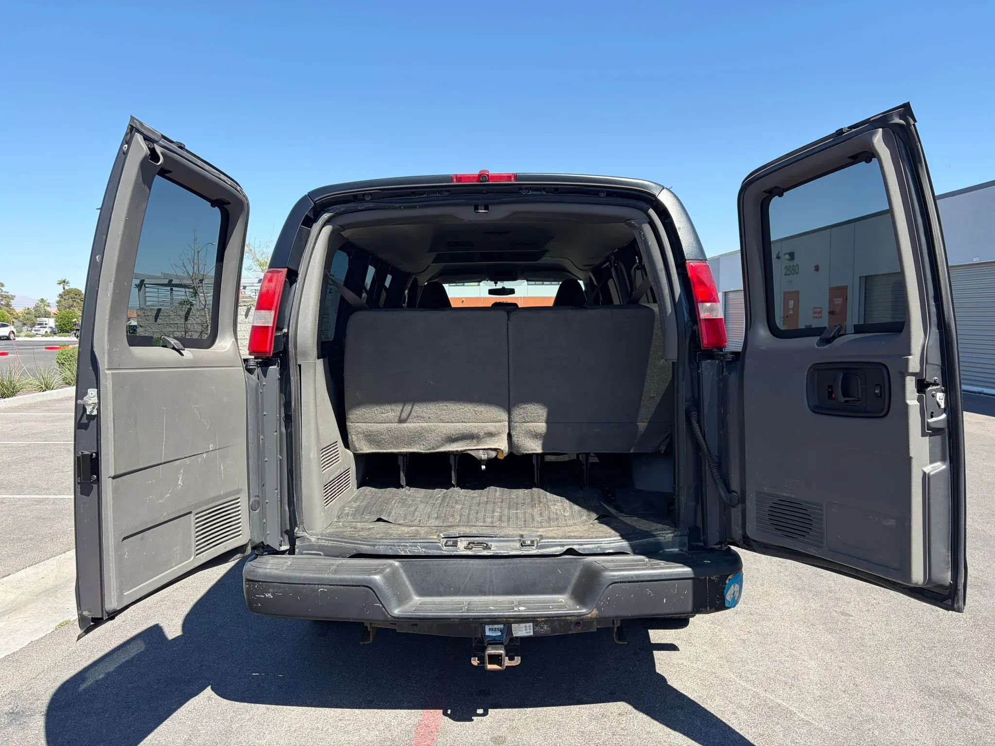 Used 2016 Chevrolet Express 2500 LS RWD image 9
