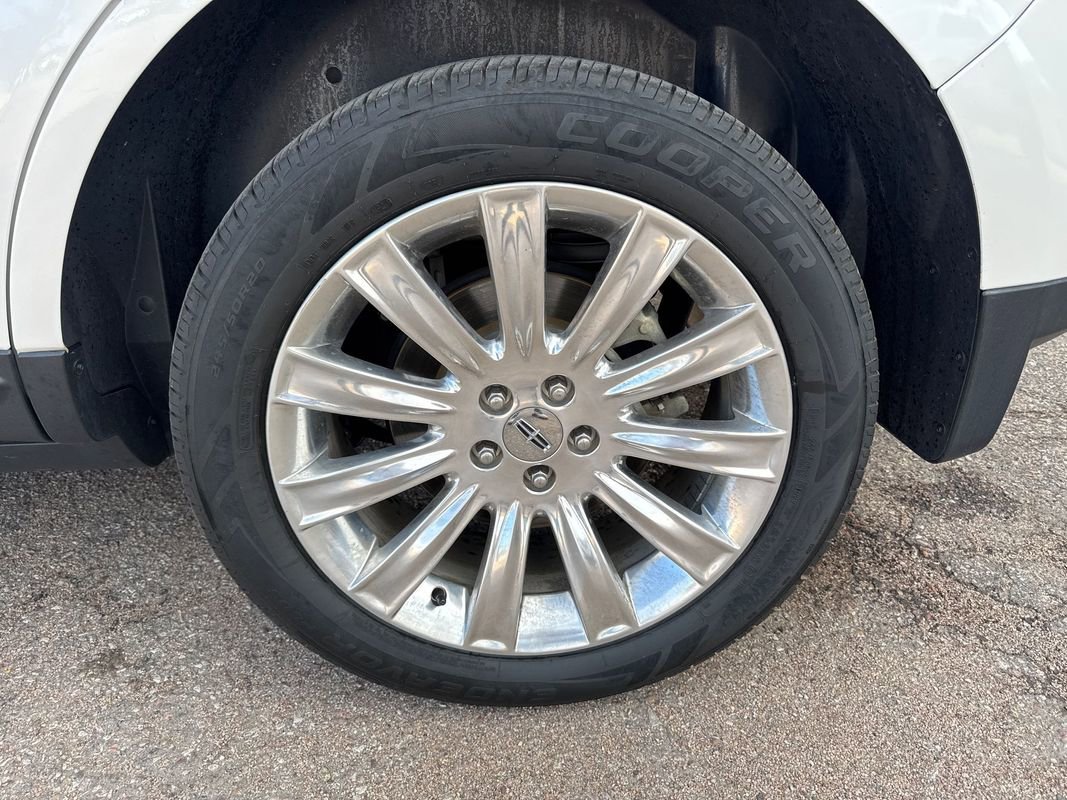 Used 2015 Lincoln MKX w/ Equipment Group 102A AWD/4WD image 52