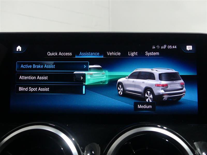 Used 2020 Mercedes-Benz GLB 250 4MATIC image 46