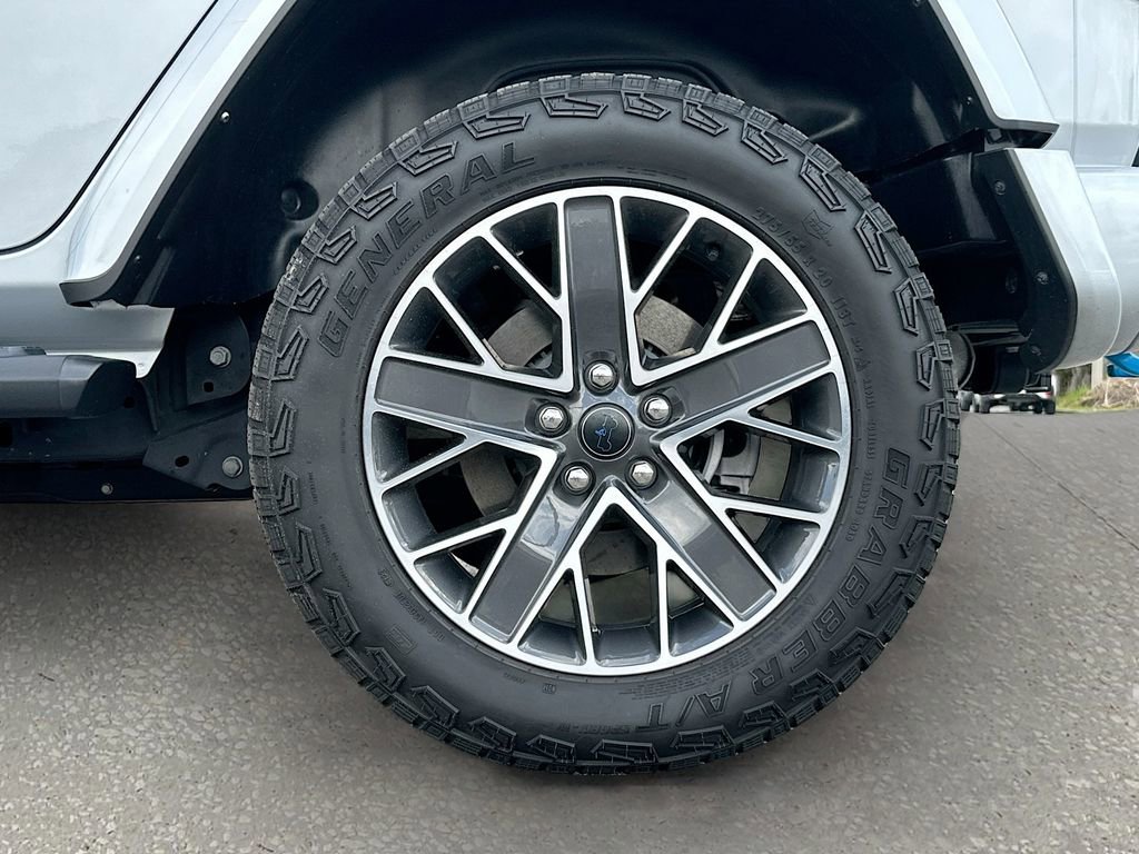 Used 2024 Jeep Wrangler High Altitude AWD/4WD image 29