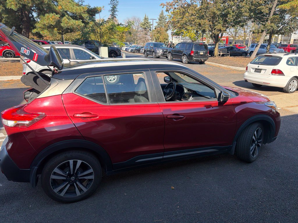 Used 2020 Nissan Kicks SR FWD image 6