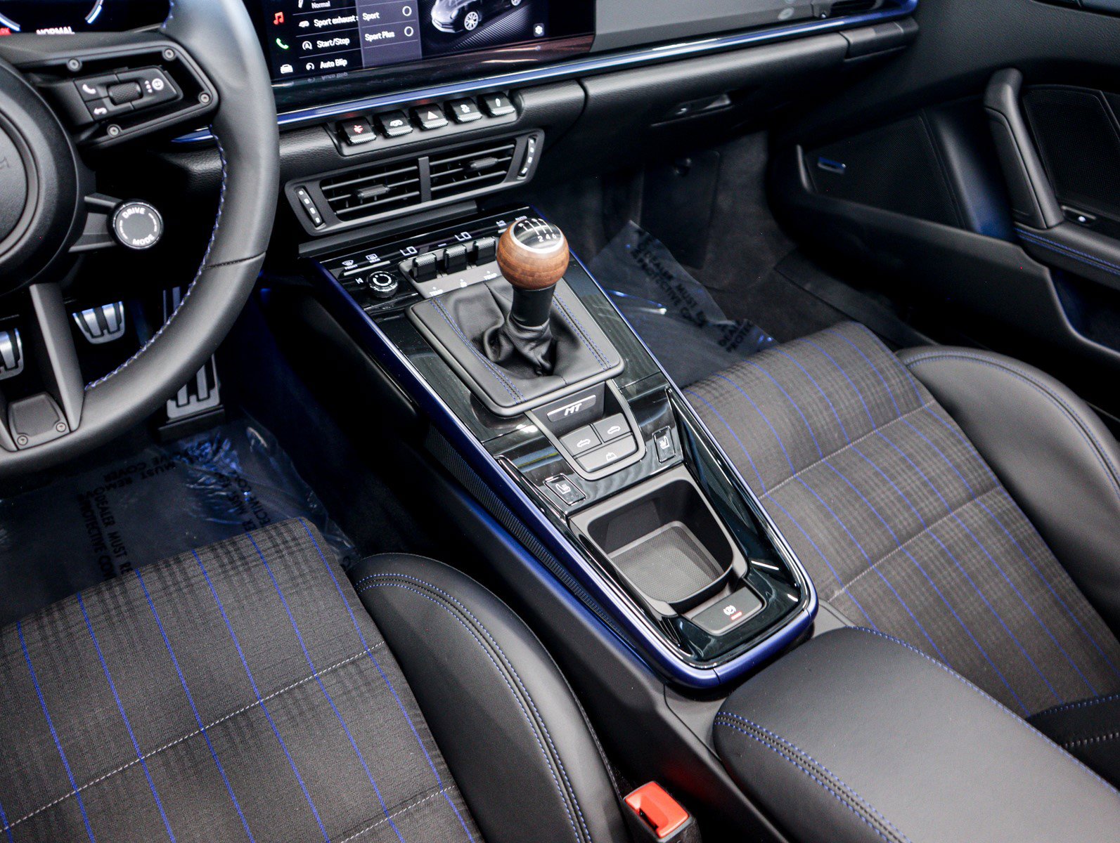 Used 2025 Porsche 911 Carrera T image 21