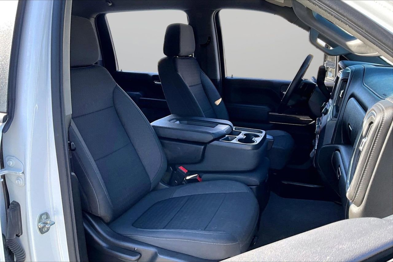 Used 2022 Chevrolet Silverado 2500 LT w/ Convenience Package image 22