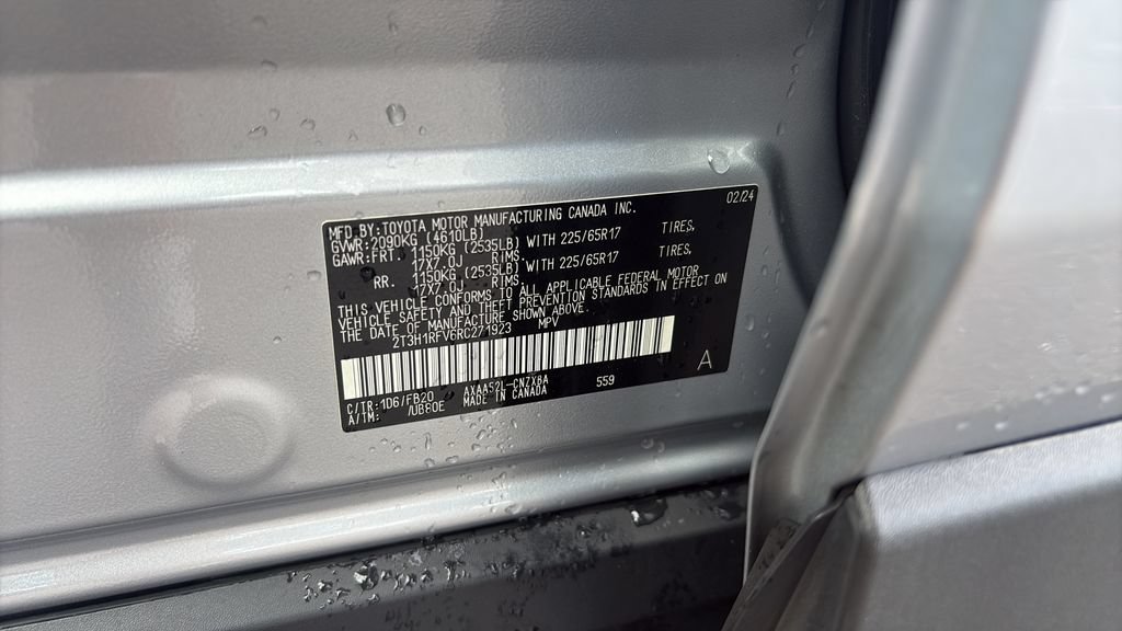 Used 2024 Toyota RAV4 LE FWD image 23