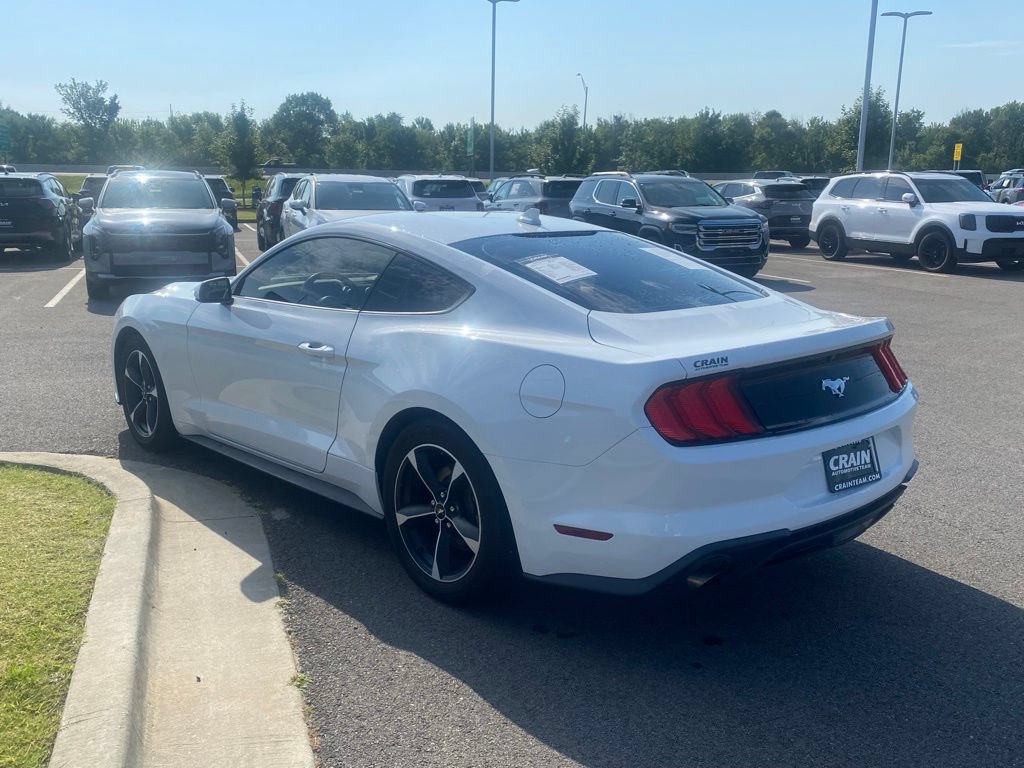 Used 2020 Ford Mustang Coupe RWD image 5