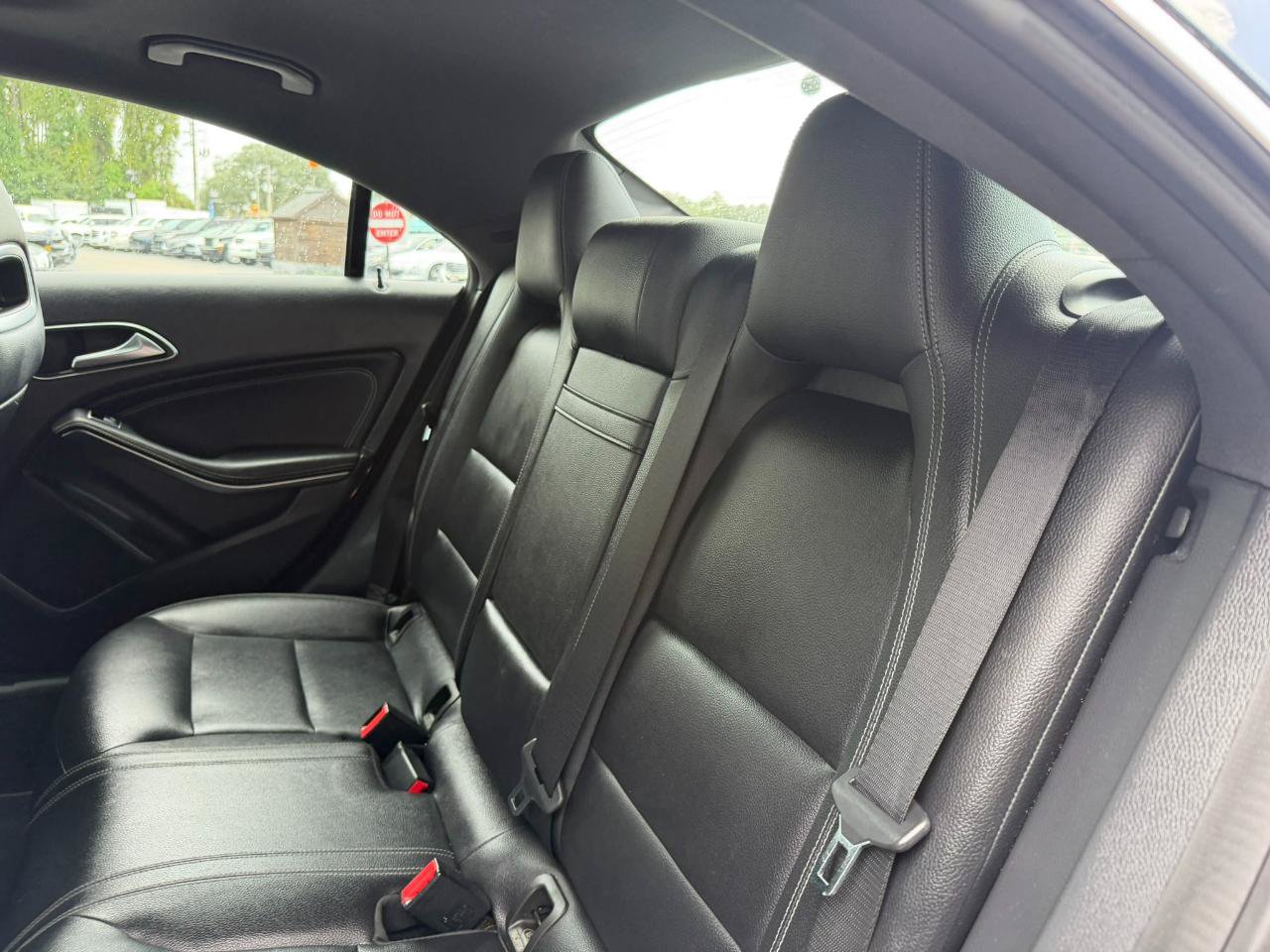 Used 2016 Mercedes-Benz CLA 250 image 35