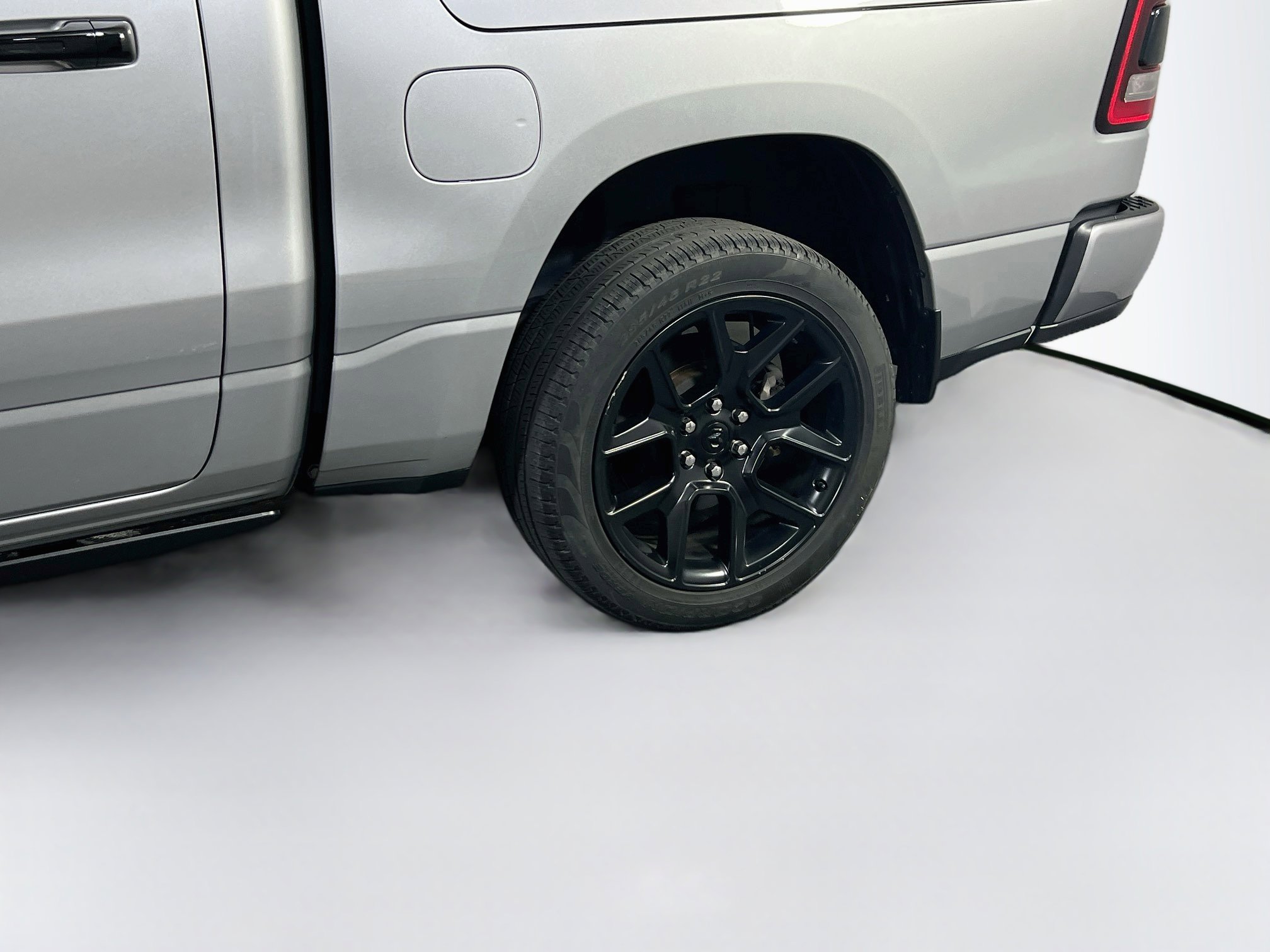 Used 2023 RAM 1500 Laramie image 30