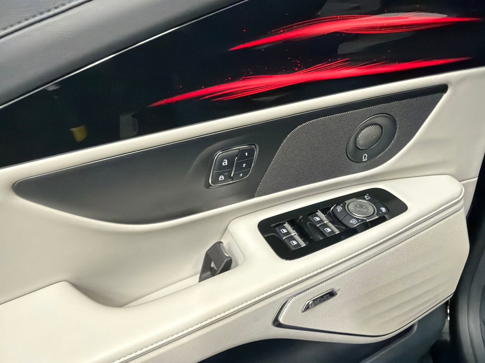 New 2026 Lincoln Nautilus Reserve AWD/4WD image 34