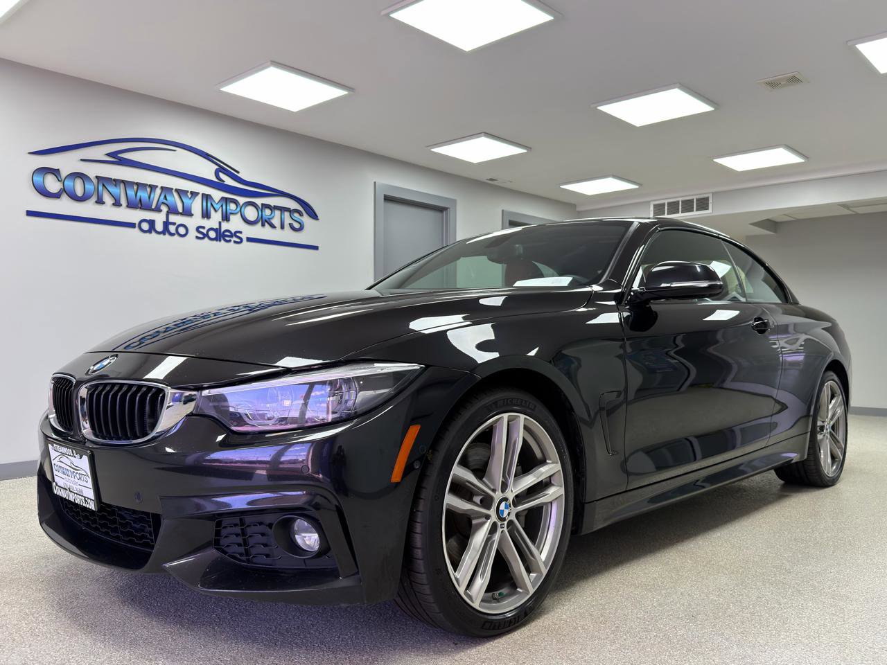 Used 2019 BMW 440i xDrive Convertible w/ M Sport Package image 1