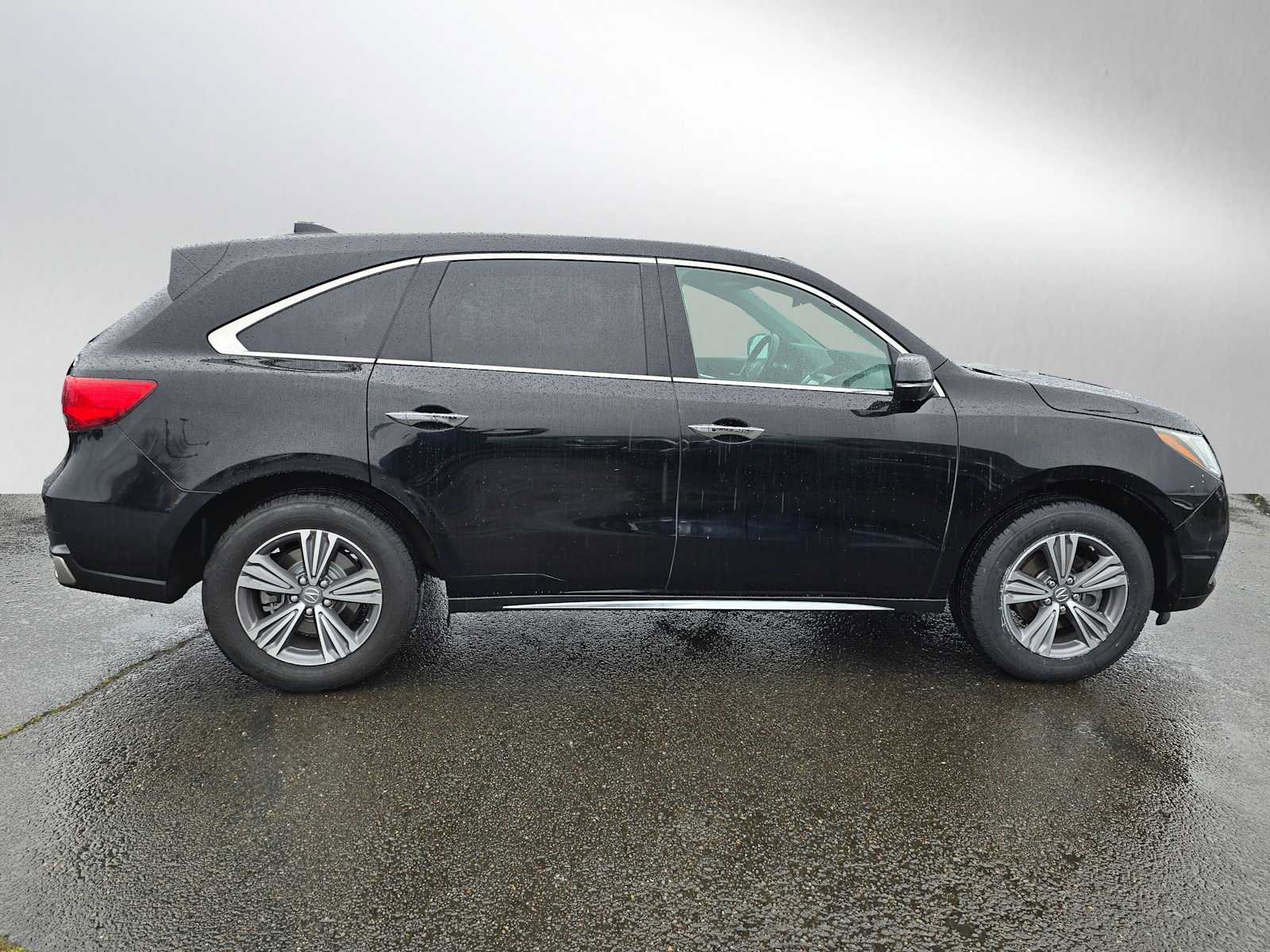 Used 2019 Acura MDX FWD image 2