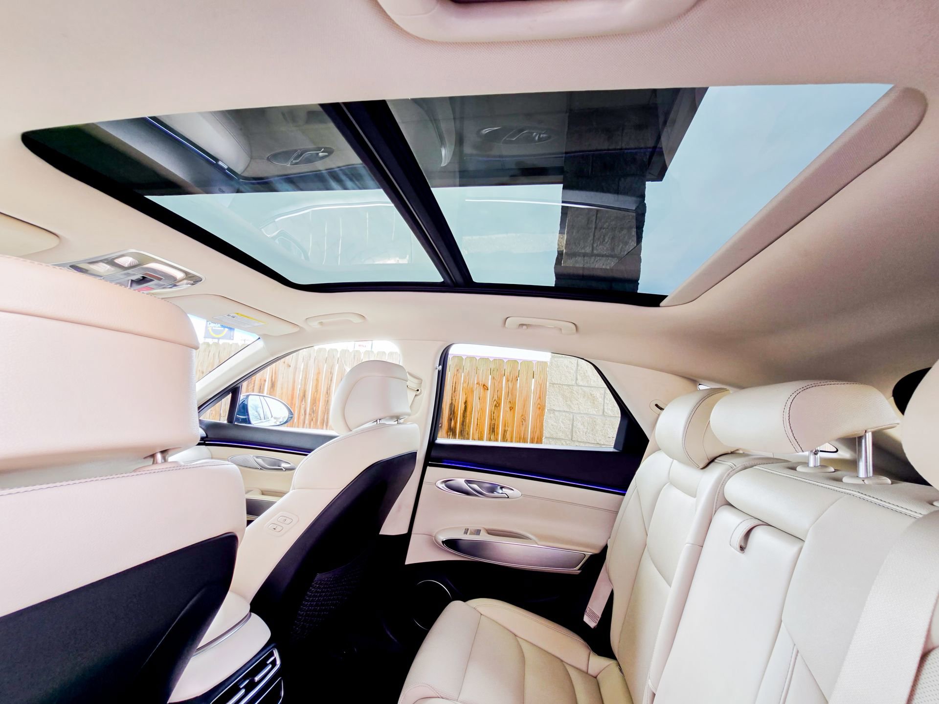 Used 2026 Genesis GV70 2.5T Select image 47