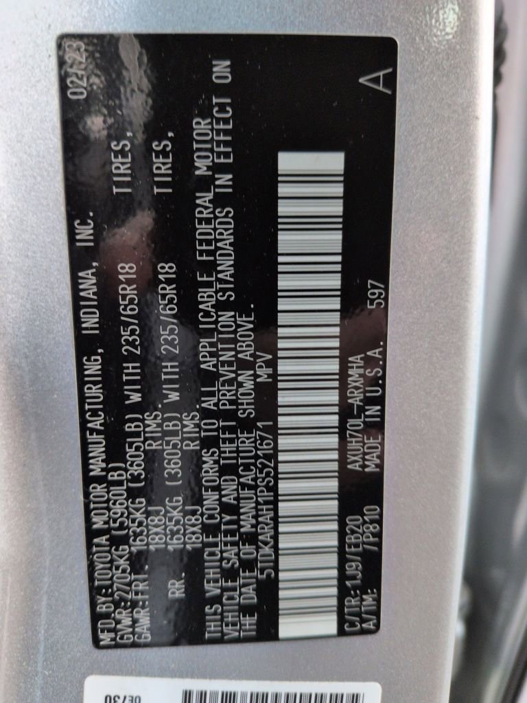 Used 2023 Toyota Highlander XLE image 29