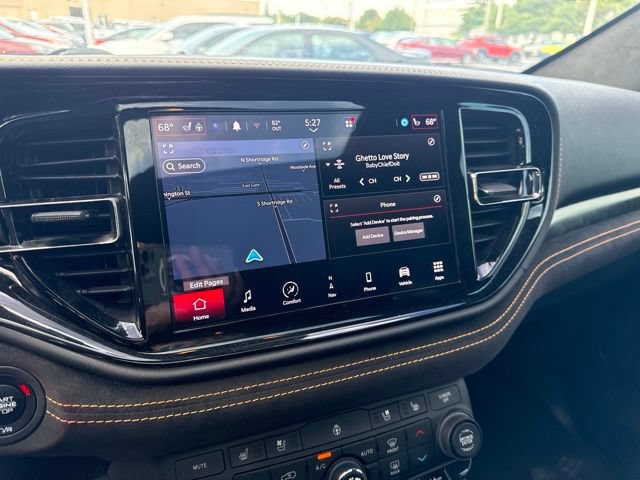 Used 2023 Dodge Durango R/T w/ Hemi Orange Plus Package AWD/4WD image 16