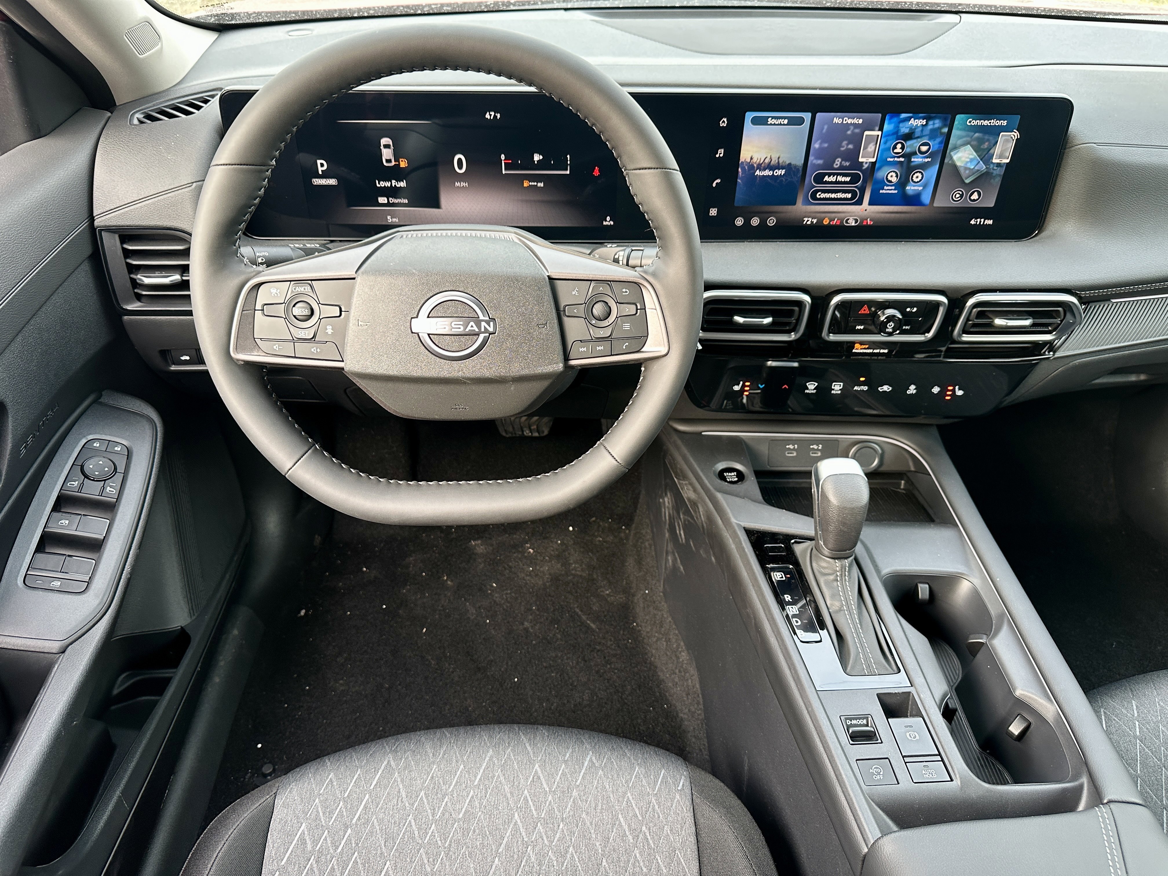 New 2026 Nissan Sentra SV w/ SV Convenience Package FWD image 2