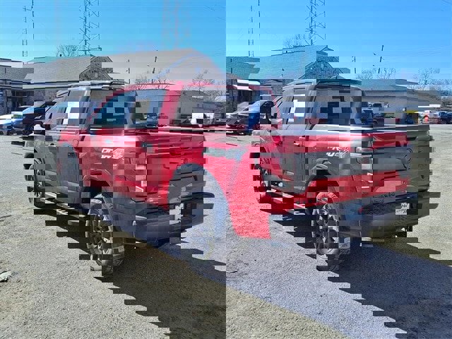 Used 2023 Nissan Titan PRO-4X w/ Pro-4x Convenience Package image 19