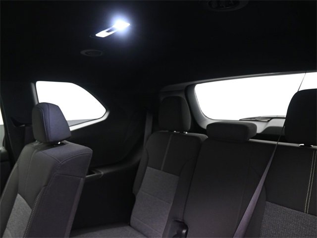 Used 2025 GMC Acadia Elevation image 15