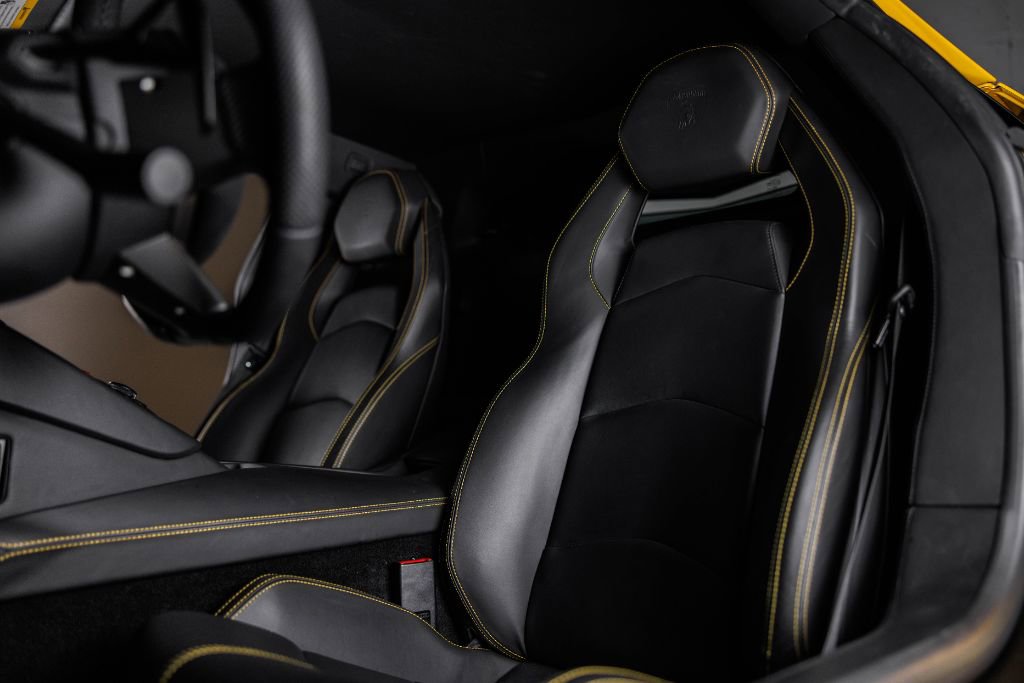 Used 2013 Lamborghini Aventador LP 700-4 image 13