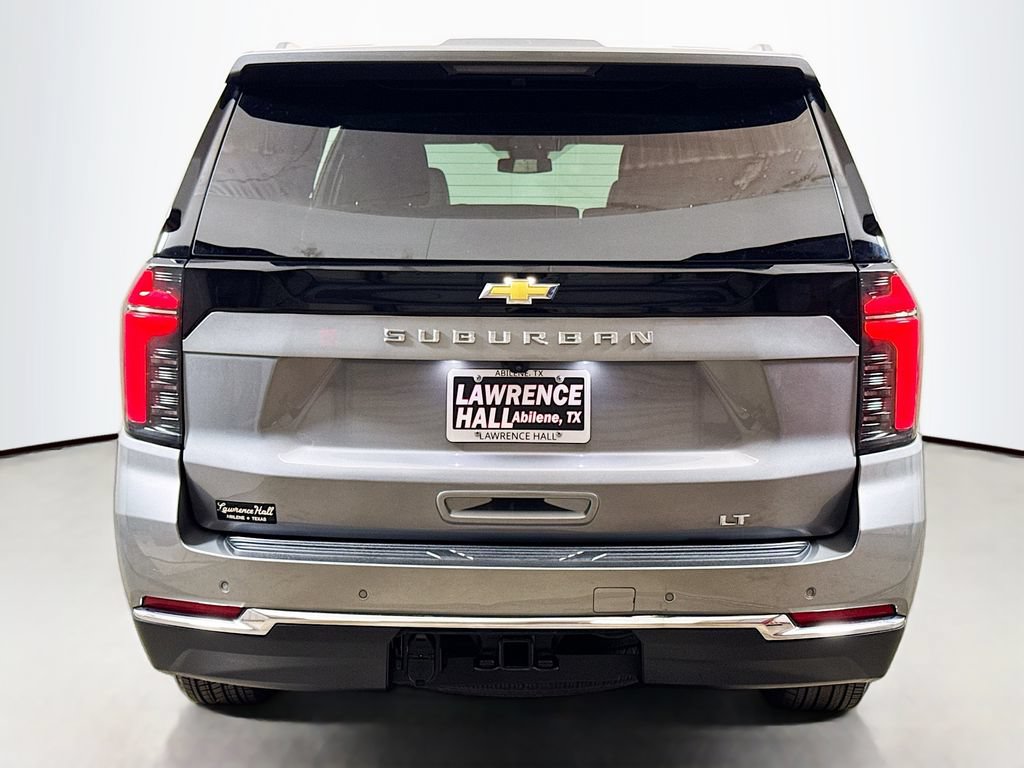 Used 2026 Chevrolet Suburban LT w/ Comfort Package AWD/4WD image 5