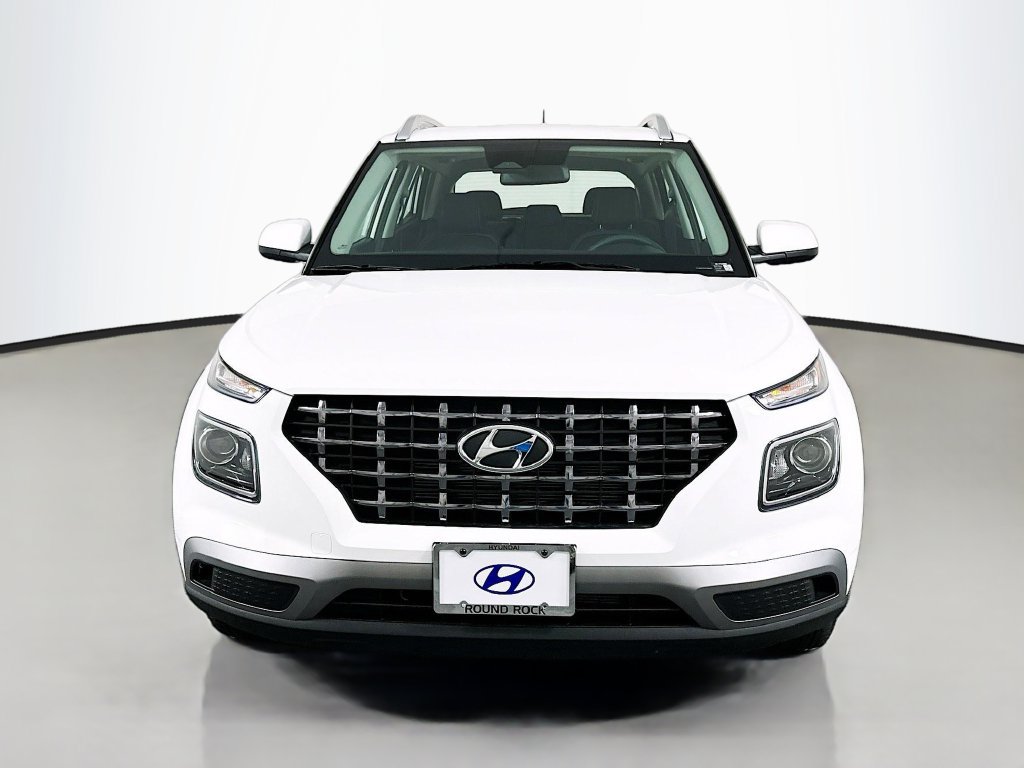New 2026 Hyundai Venue SEL FWD image 2