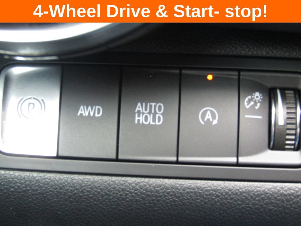 Used 2026 Chevrolet Equinox LT AWD/4WD image 8
