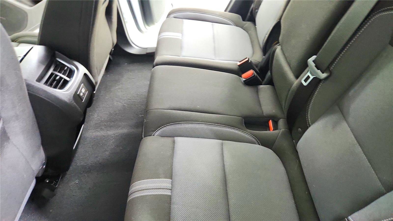 Used 2023 Chevrolet Blazer LT image 31