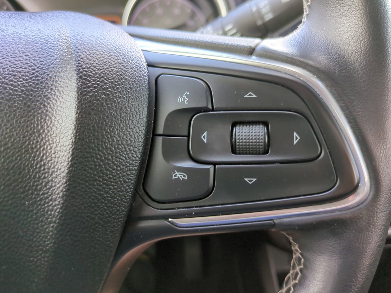 Certified 2023 Buick Encore GX Essence w/ Experience Buick Package FWD image 25