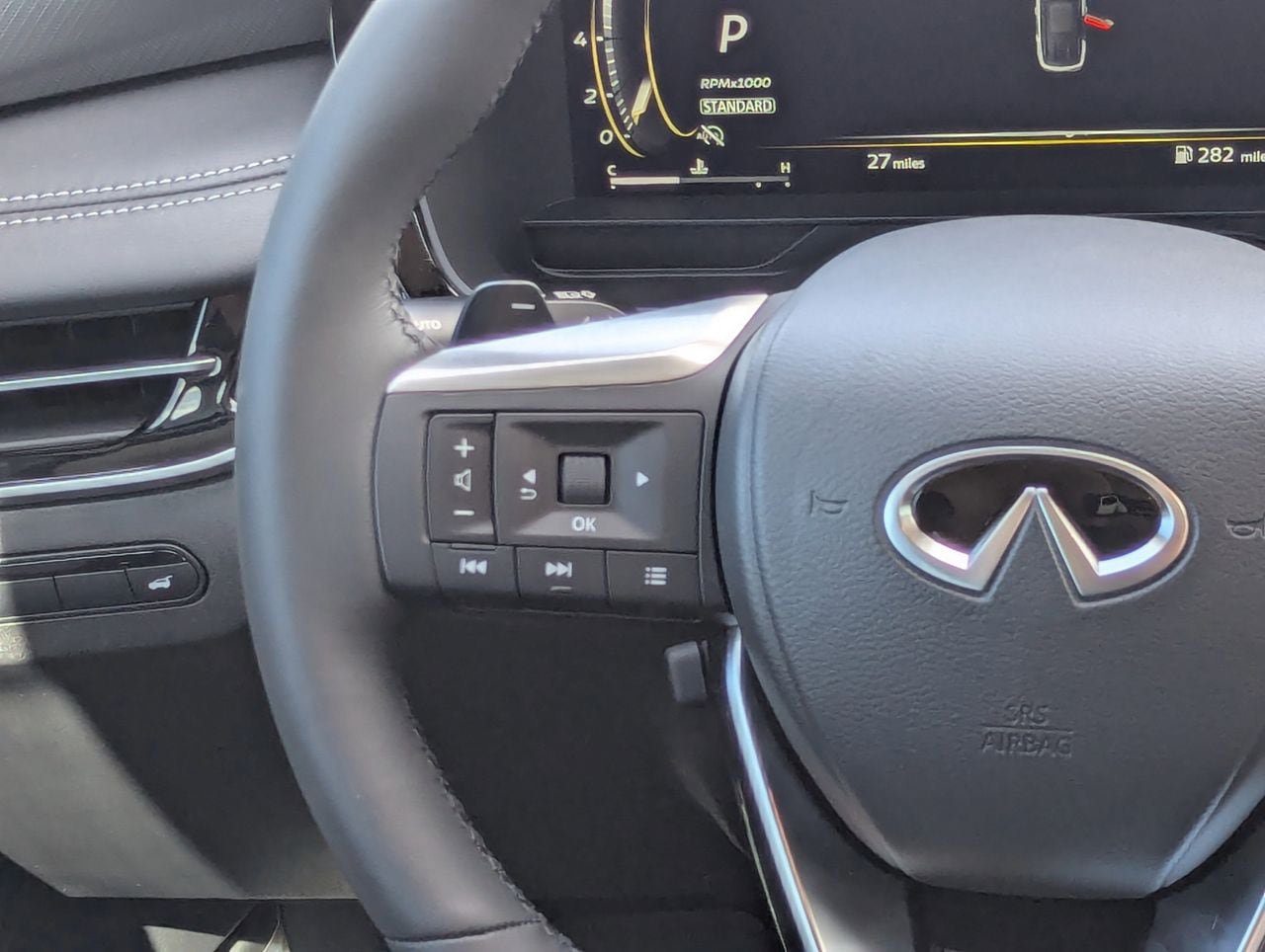 New 2026 INFINITI QX60 Luxe w/ Cargo Package FWD image 28