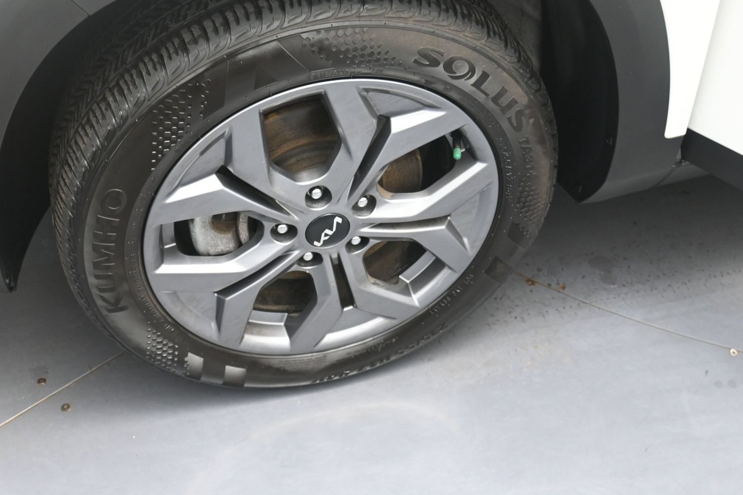 Used 2024 Kia Seltos LX AWD/4WD image 13