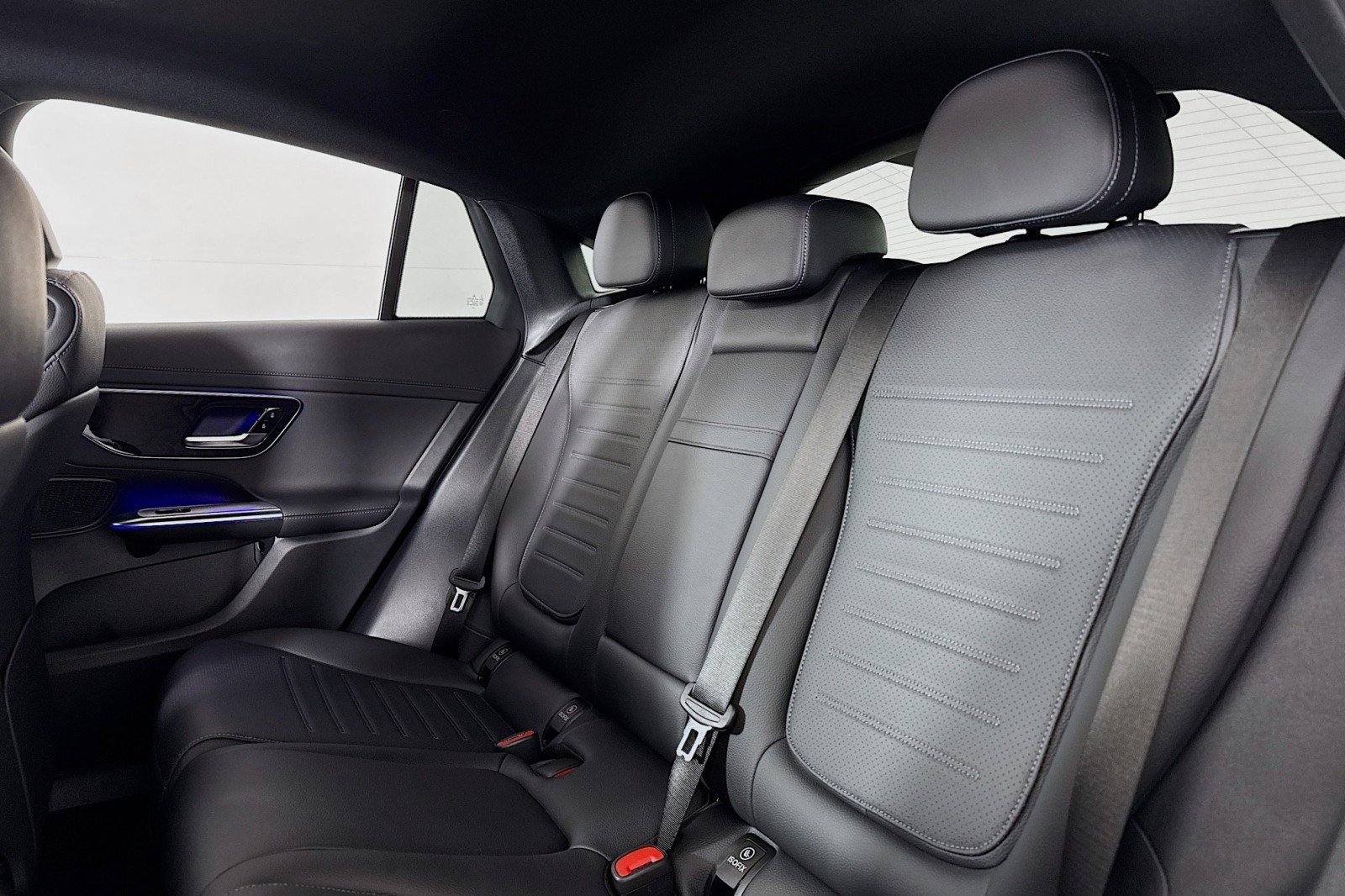 Certified 2025 Mercedes-Benz GLC 300 4MATIC image 8