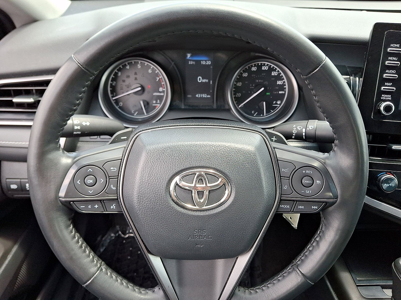 Used 2024 Toyota Camry SE FWD image 16