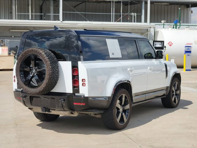 Used 2024 Land Rover Defender 130 X-Dynamic SE AWD/4WD image 7