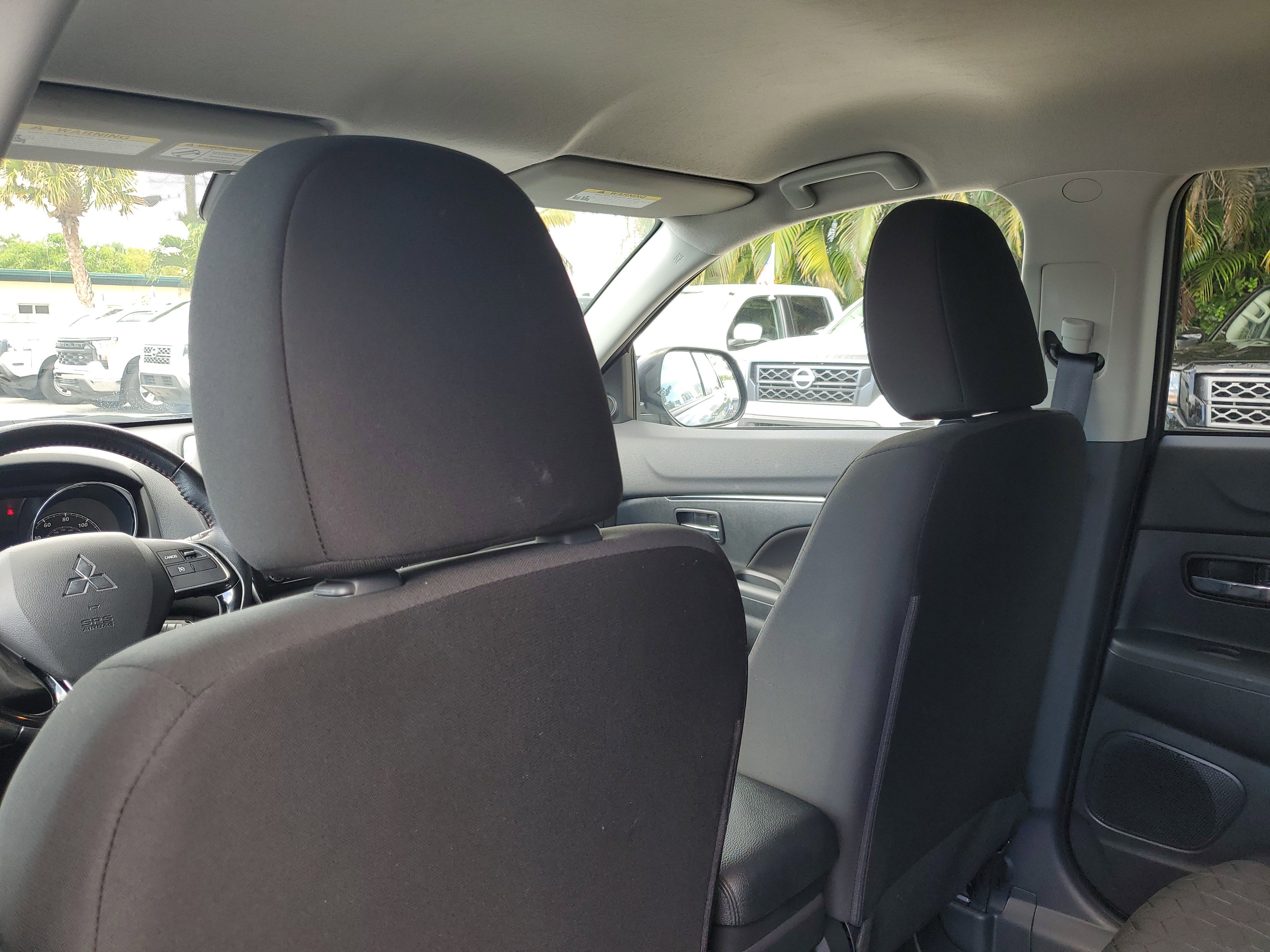 Used 2023 Mitsubishi Outlander Sport LE image 13