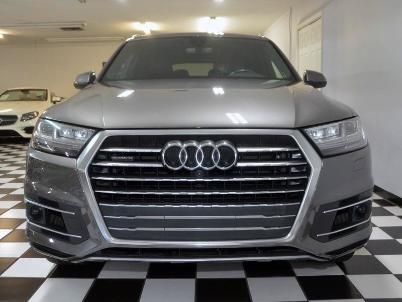 Used 2017 Audi Q7 3.0T Premium Plus AWD/4WD image 4