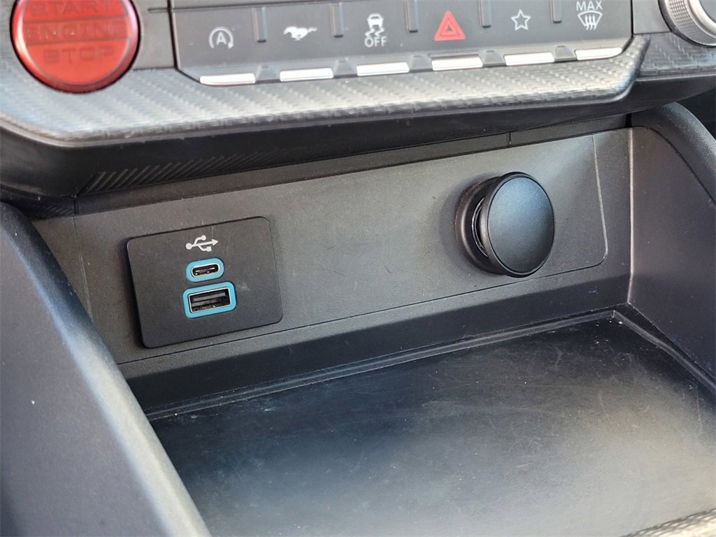 Used 2024 Ford Mustang Coupe image 19