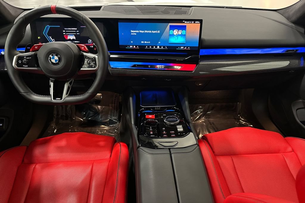Used 2025 BMW M5 w/ Carbon Package AWD/4WD image 15